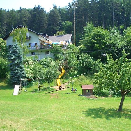 Gasthaus - Gaestehaus Schusterbauer Rein Buitenkant foto